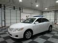 Super White - Camry LE Photo No. 4