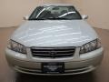 Lunar Mist Metallic - Camry LE Photo No. 2
