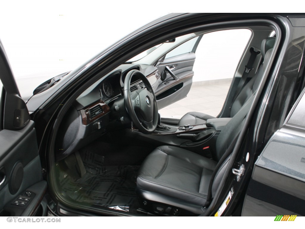 2011 3 Series 328i xDrive Sports Wagon - Jet Black / Black photo #18