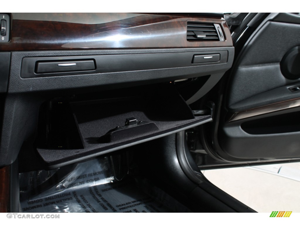 2011 3 Series 328i xDrive Sports Wagon - Jet Black / Black photo #22