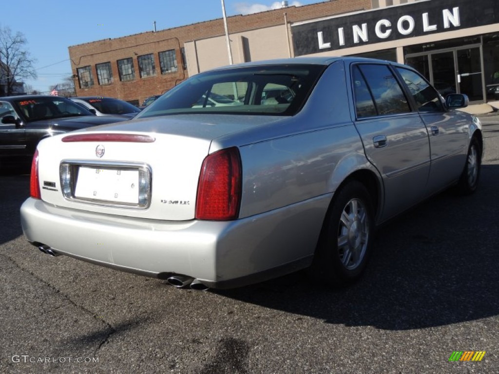 2003 DeVille Sedan - Sterling Silver / Dark Gray photo #7