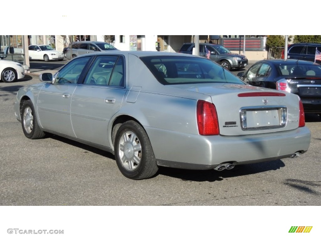 2003 DeVille Sedan - Sterling Silver / Dark Gray photo #9