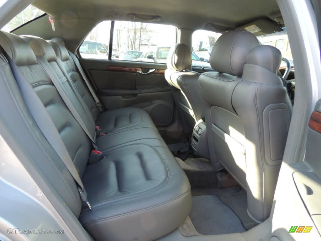 2003 DeVille Sedan - Sterling Silver / Dark Gray photo #11
