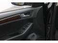 Brilliant Black - Q5 3.2 quattro Photo No. 17