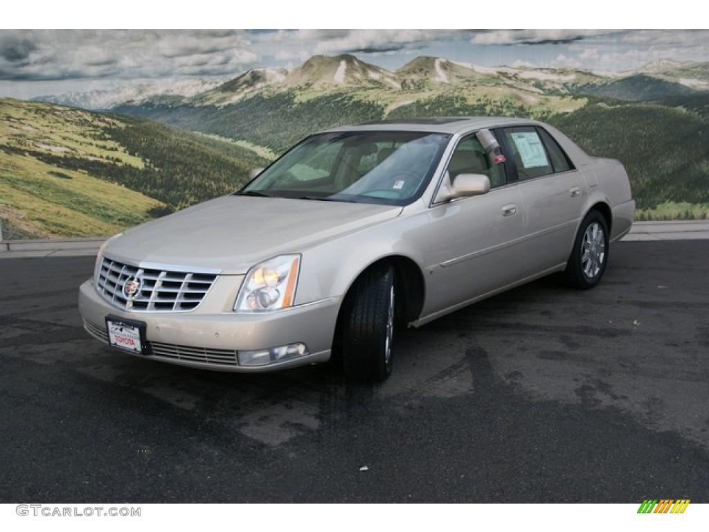 2007 DTS Sedan - Gold Mist / Shale photo #4