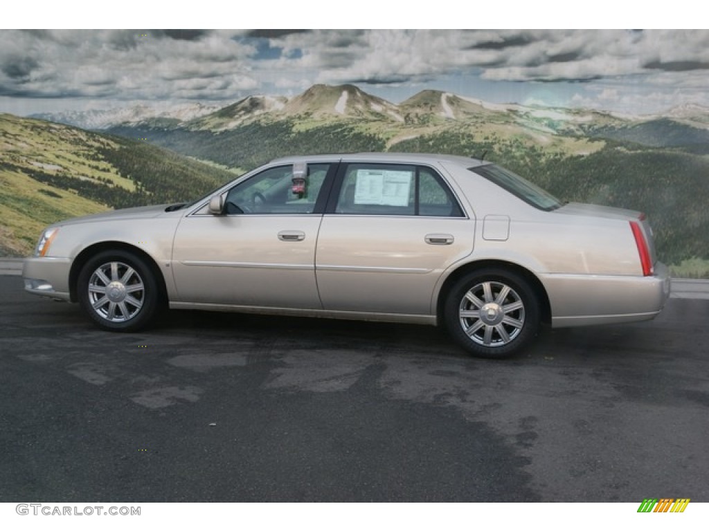 2007 DTS Sedan - Gold Mist / Shale photo #5