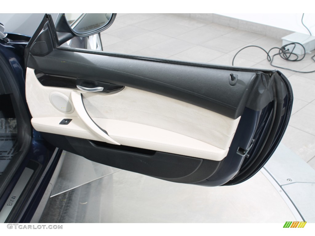 2010 BMW Z4 sDrive30i Roadster Ivory White Door Panel Photo #79294268