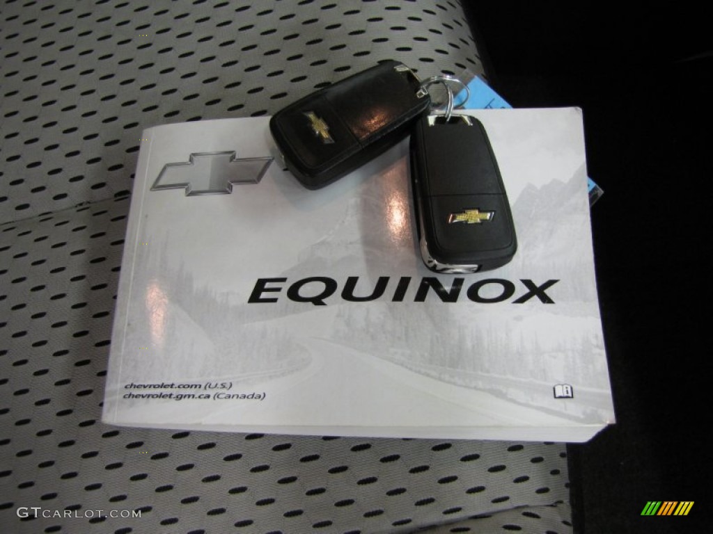 2010 Equinox LS AWD - Summit White / Jet Black/Light Titanium photo #27