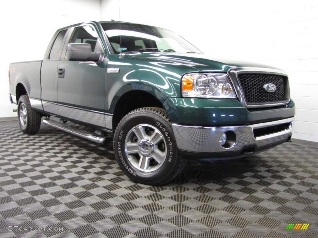 2007 F150 FX4 SuperCab 4x4 - Forest Green Metallic / Medium Flint photo #1