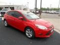 2013 Race Red Ford Focus SE Hatchback  photo #9