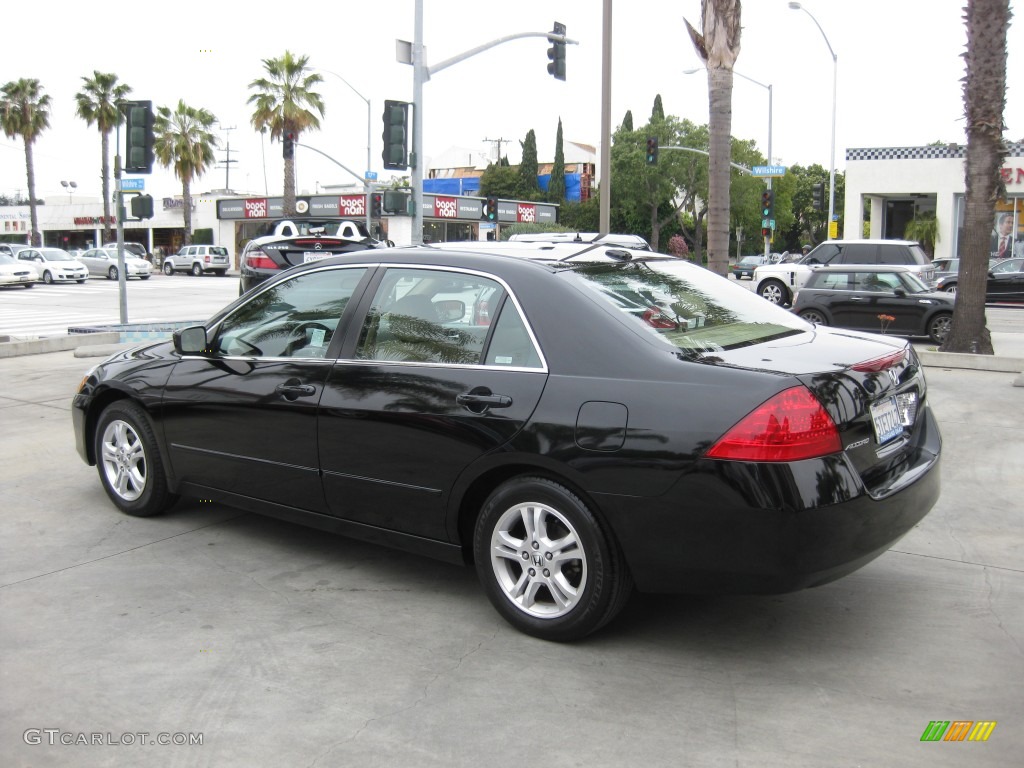 2006 Accord EX-L Sedan - Nighthawk Black Pearl / Ivory photo #3