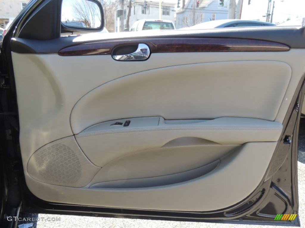 2007 Buick Lucerne CXL Door Panel Photos