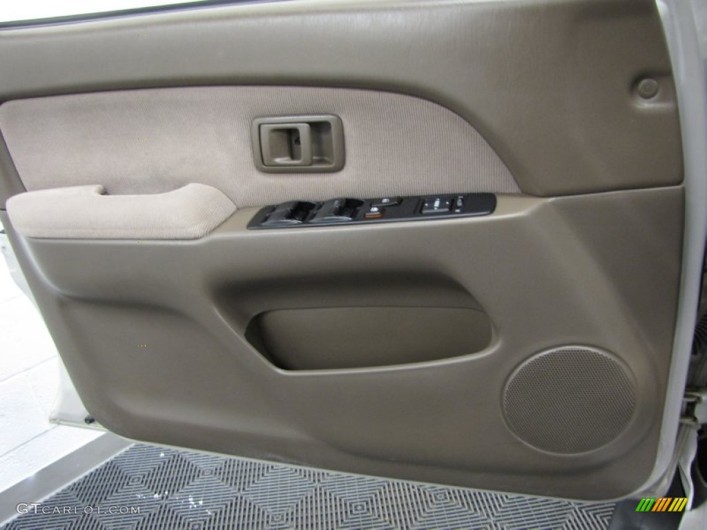 1997 4Runner SR5 4x4 - Beige Pearl Metallic / Gray photo #11