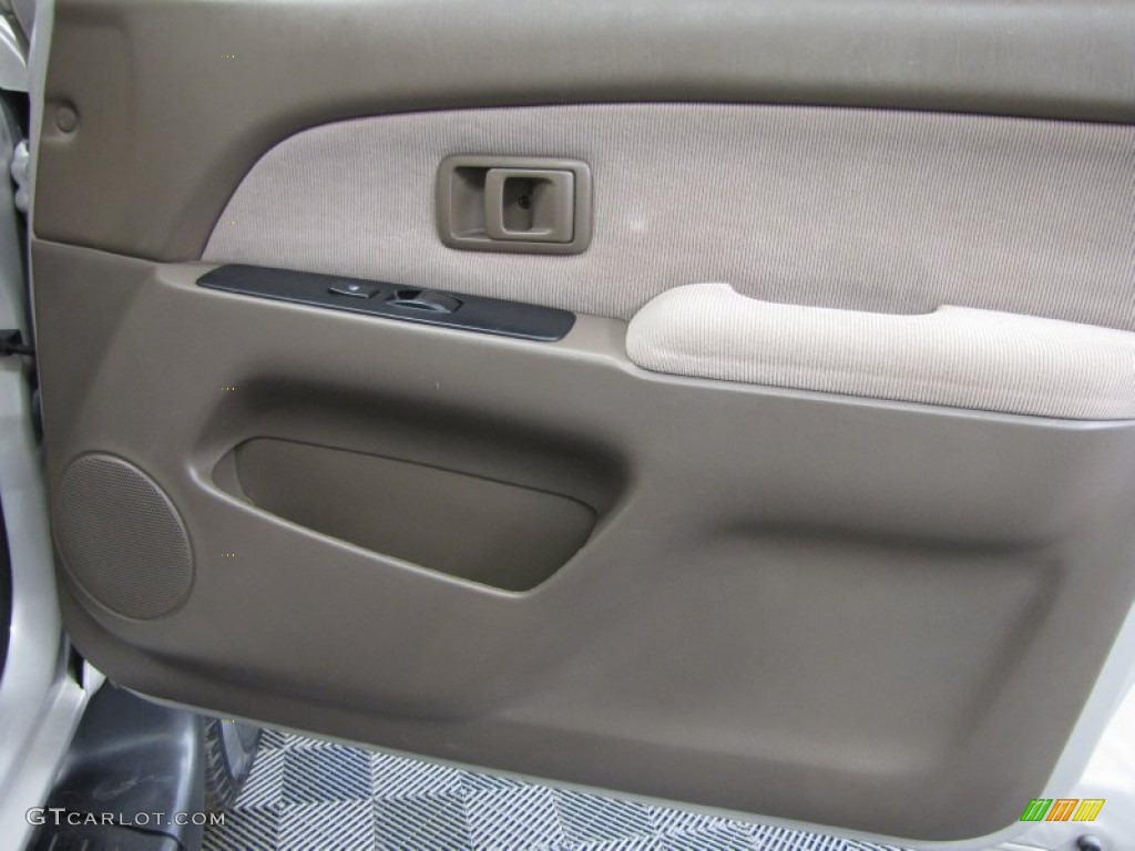 1997 4Runner SR5 4x4 - Beige Pearl Metallic / Gray photo #15