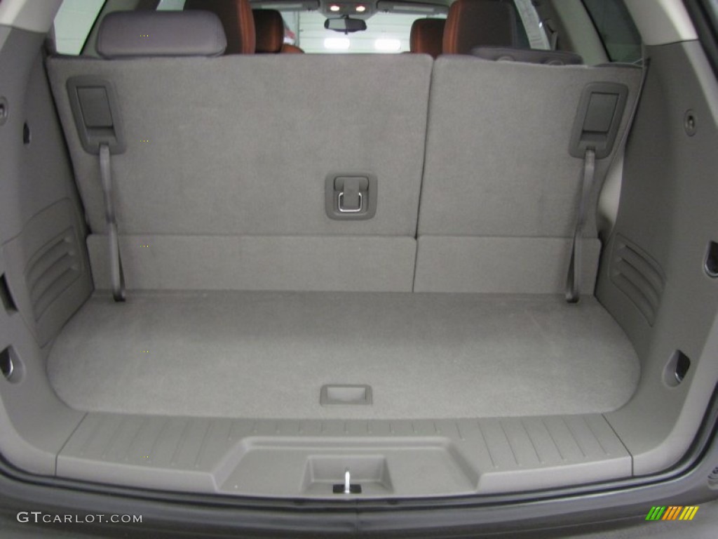 2011 Traverse LS - White / Dark Gray/Light Gray photo #4