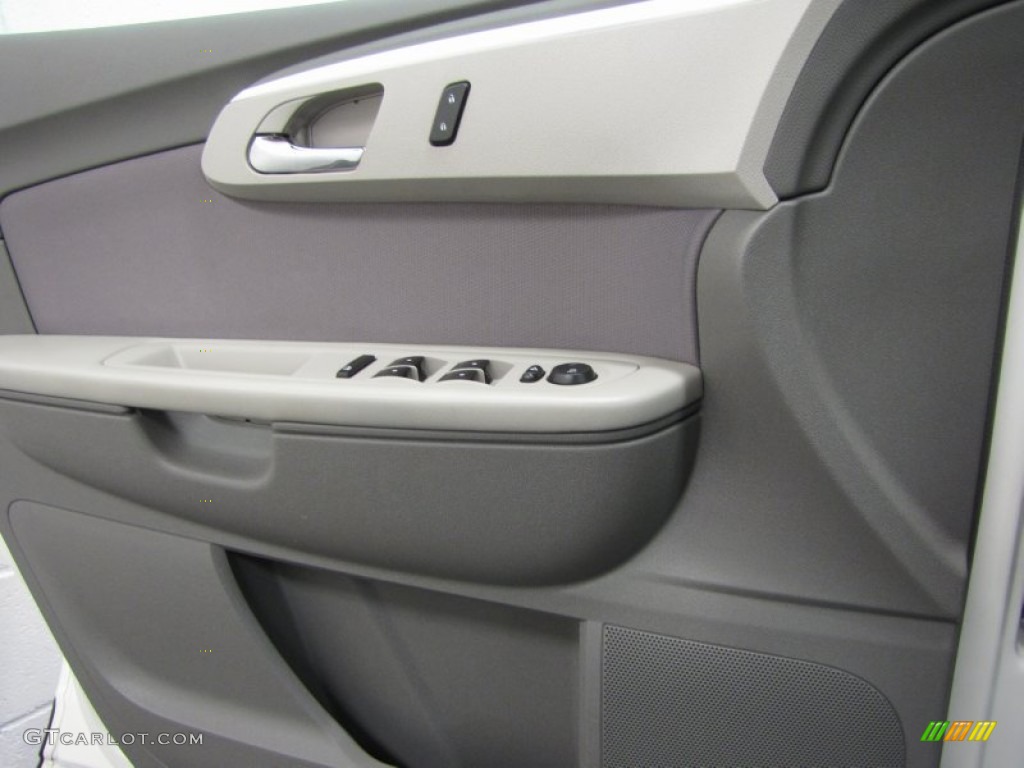 2011 Traverse LS - White / Dark Gray/Light Gray photo #11