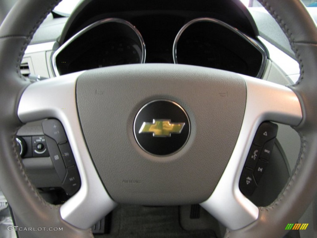 2011 Traverse LS - White / Dark Gray/Light Gray photo #16