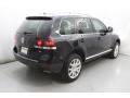 Black Uni - Touareg 2 VR6 Photo No. 2