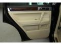 Black Uni - Touareg 2 VR6 Photo No. 17