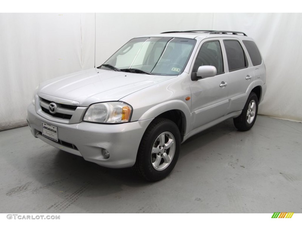 2005 Tribute s 4WD - Platinum Metallic / Dark Flint Gray photo #13