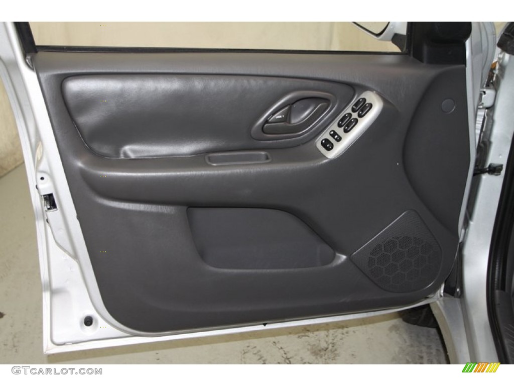 2005 Tribute s 4WD - Platinum Metallic / Dark Flint Gray photo #15