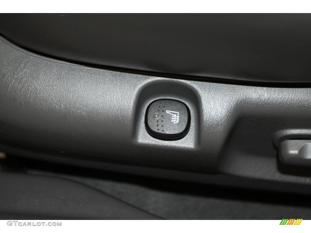 2005 Tribute s 4WD - Platinum Metallic / Dark Flint Gray photo #25