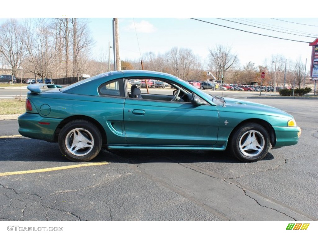 Pacific Green Metallic 1998 Ford Mustang V6 Coupe Exterior Photo #79303952