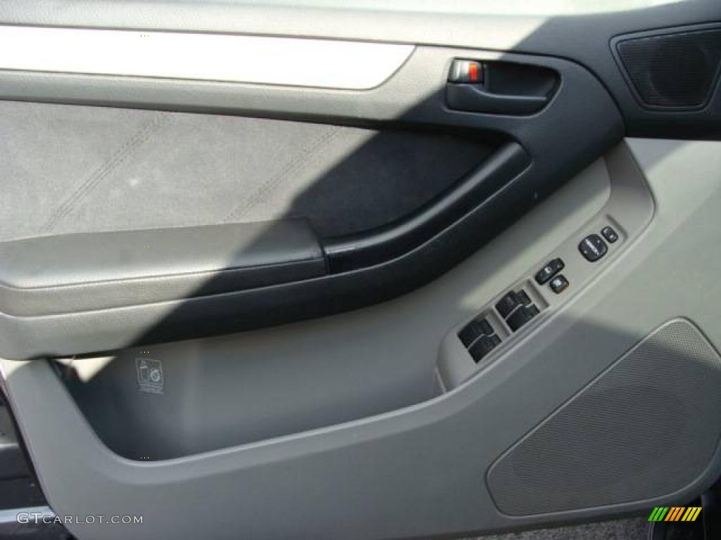 2004 4Runner SR5 4x4 - Galactic Gray Mica / Stone photo #6