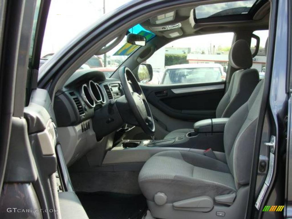 2004 4Runner SR5 4x4 - Galactic Gray Mica / Stone photo #7