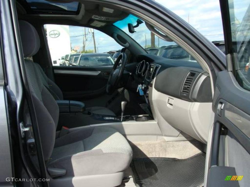 2004 4Runner SR5 4x4 - Galactic Gray Mica / Stone photo #8