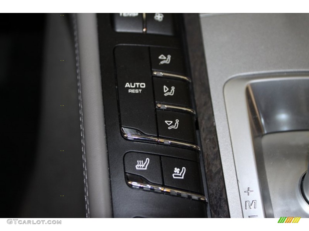 2012 Porsche Panamera Turbo S Controls Photo #79304930