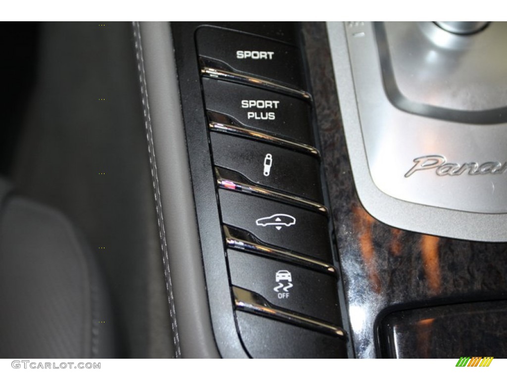 2012 Porsche Panamera Turbo S Controls Photo #79304942