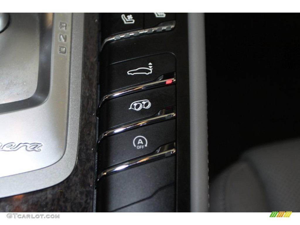 2012 Porsche Panamera Turbo S Controls Photo #79304957