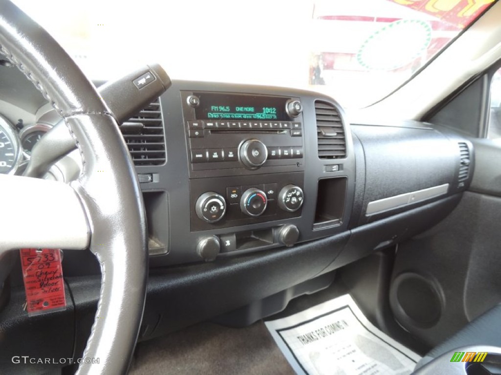2009 Silverado 1500 LT Extended Cab - Silver Birch Metallic / Light Titanium photo #17