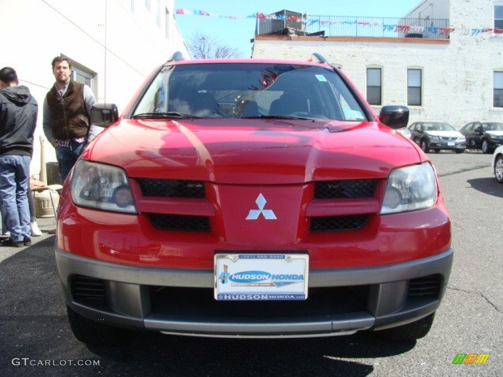 2003 Outlander LS - Phoenix Red / Charcoal photo #2