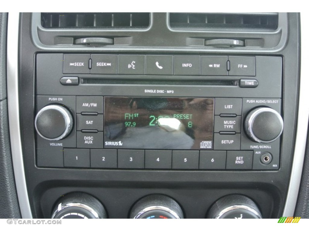 2011 Caliber Mainstreet - Bright White / Dark Slate/Medium Graystone photo #13