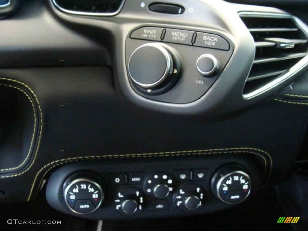 2012 Ferrari 458 Italia Controls Photo #79308029