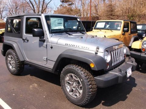 2013 Jeep Wrangler Rubicon 4x4 Data, Info and Specs