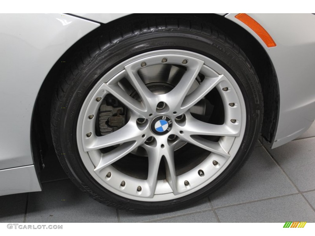 2010 BMW Z4 sDrive30i Roadster Wheel Photos
