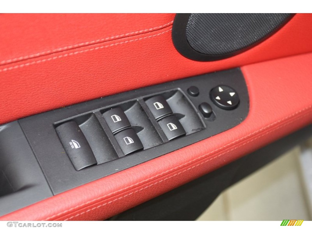2010 Z4 sDrive30i Roadster - Titanium Silver Metallic / Coral Red photo #16