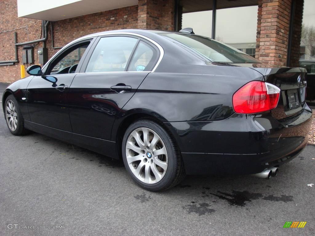 2006 3 Series 330i Sedan - Jet Black / Grey photo #4