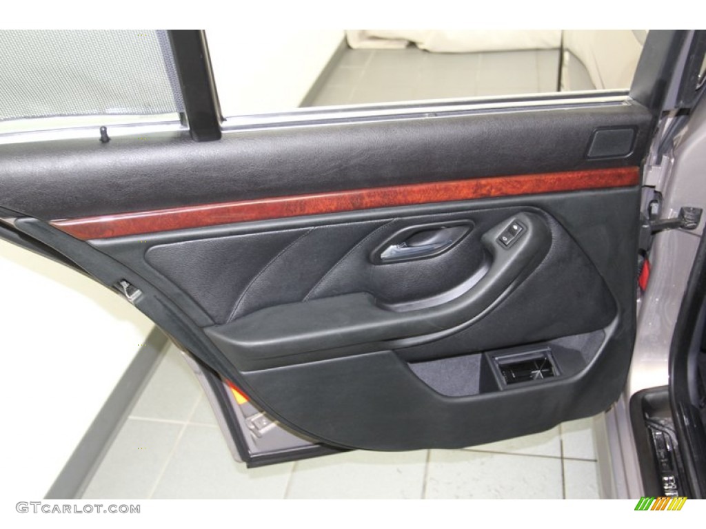 2003 BMW 5 Series 525i Sport Wagon Black Door Panel Photo #79317875