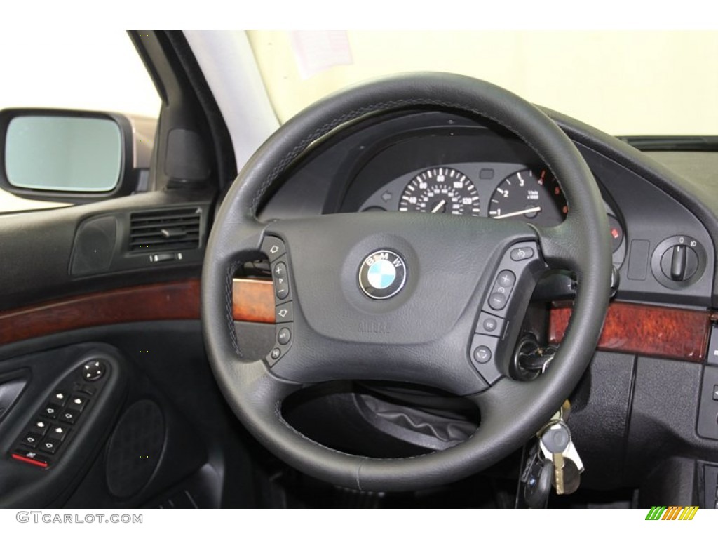 2003 BMW 5 Series 525i Sport Wagon Steering Wheel Photos