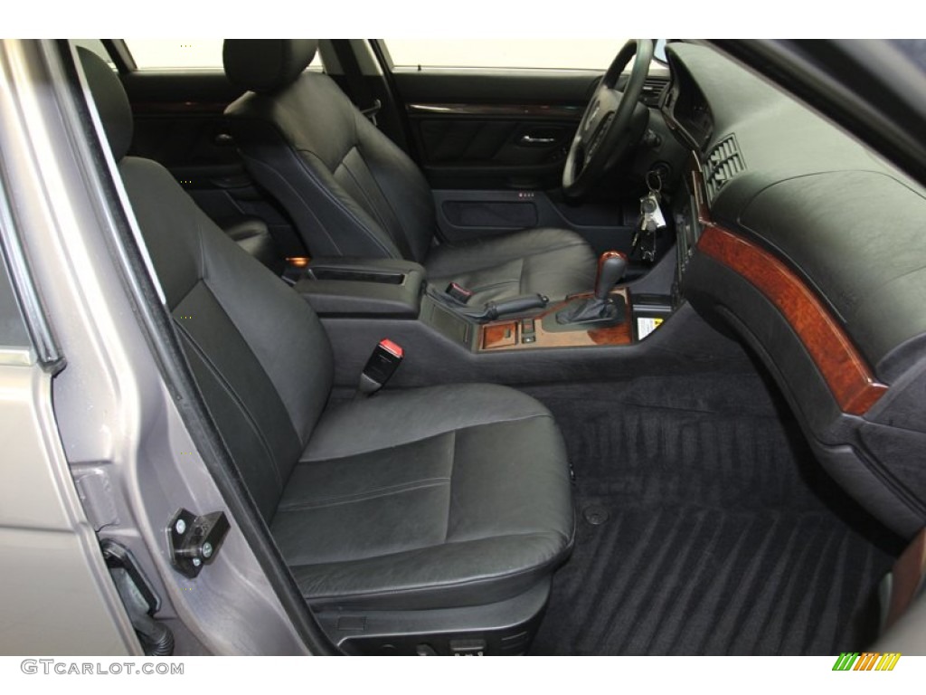 2003 5 Series 525i Sport Wagon - Kalahari Beige Metallic / Black photo #38