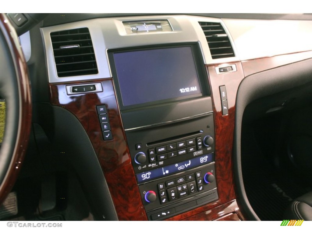 2013 Escalade Luxury AWD - Silver Coast Metallic / Ebony photo #12