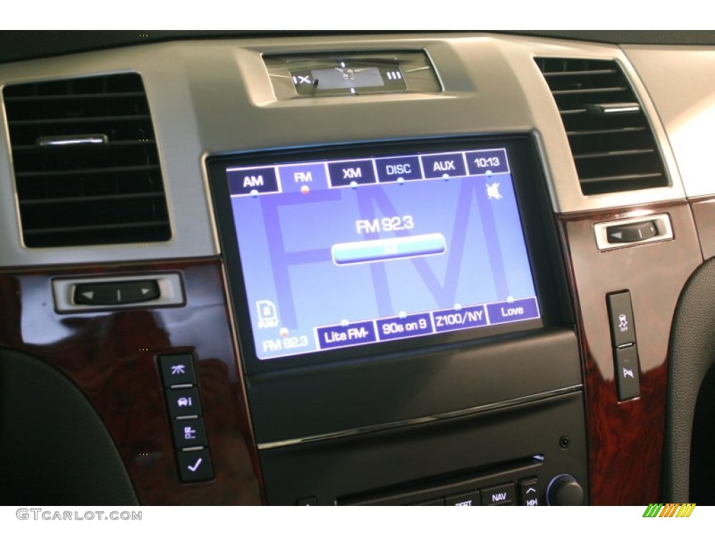 2013 Escalade Luxury AWD - Silver Coast Metallic / Ebony photo #15