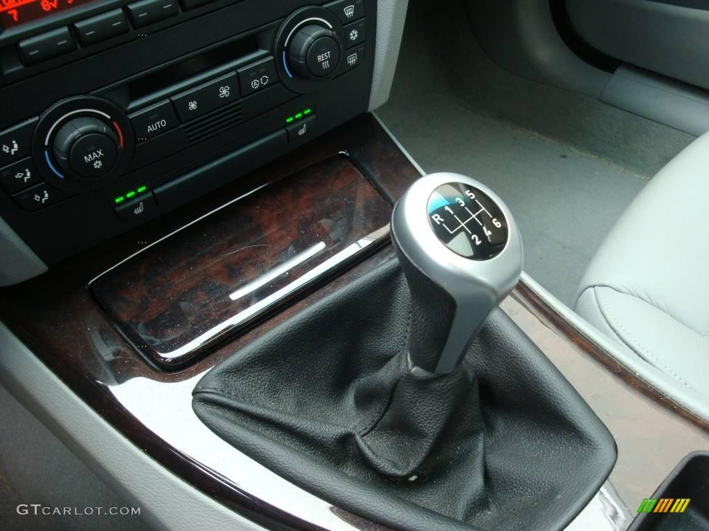 2006 3 Series 330i Sedan - Jet Black / Grey photo #14