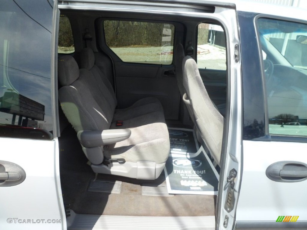 2003 Windstar LX - Silver Frost Metallic / Medium Graphite photo #13