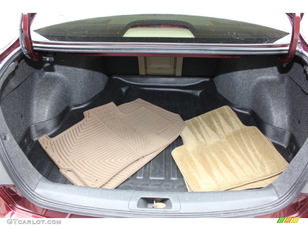 2009 Honda Accord LX-P Sedan Trunk Photo #79323628
