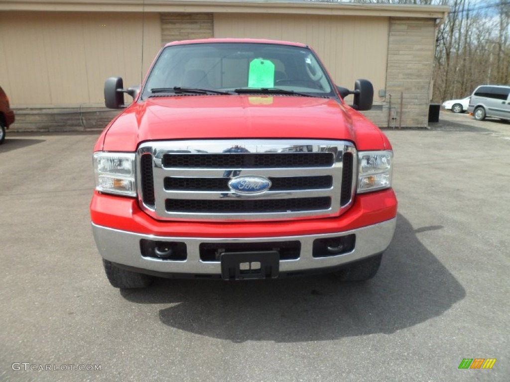 2006 F350 Super Duty XLT Crew Cab 4x4 - Red Clearcoat / Dark Flint photo #3